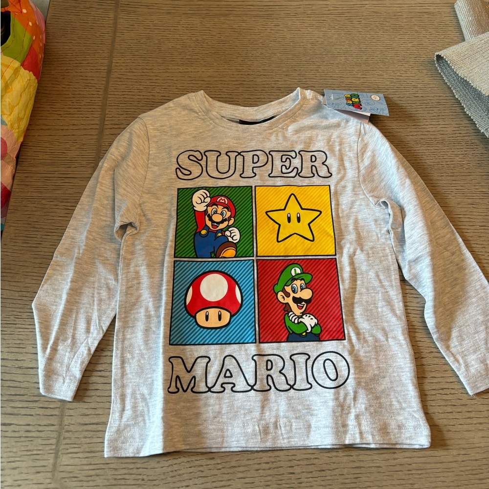 Super Mario 3-4 years NWT shirt